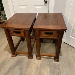 craftsman side table/ nightstand
