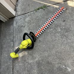 RYOBI ONE+ 18V 22 in. Lithium-lon Cordless Hedge Trimmer with 2.0 Ah Battery and Charger