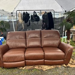 Electric Reclining Couch