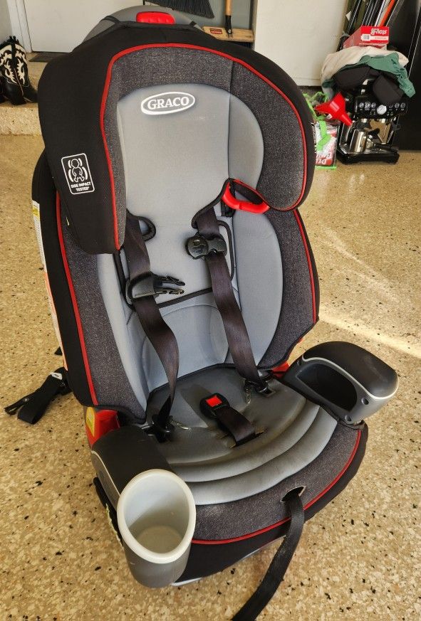 Graco Nautilus 65 3-n-1 Booster Seat