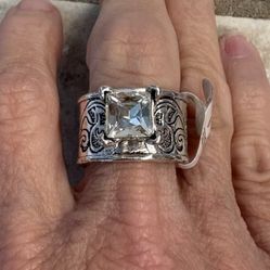 New CZ 4 kt sterling wedding ring size 9