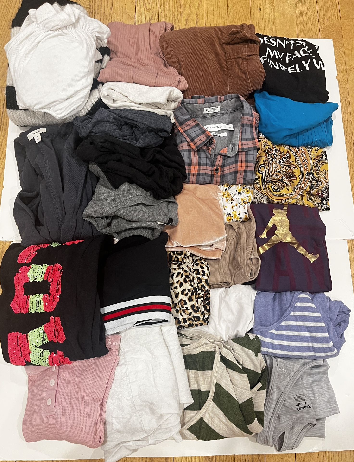 Teen Girls Clothing Bundle - S Size (30Pieces)