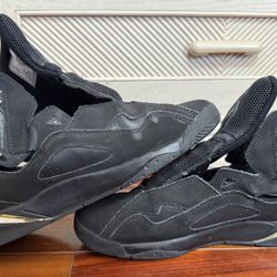 Nike Air Jordan True Flight Black/Metallic Gold  343795-017 GS Youth Size 7Y