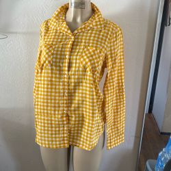 Women’s  Flannel Size M
