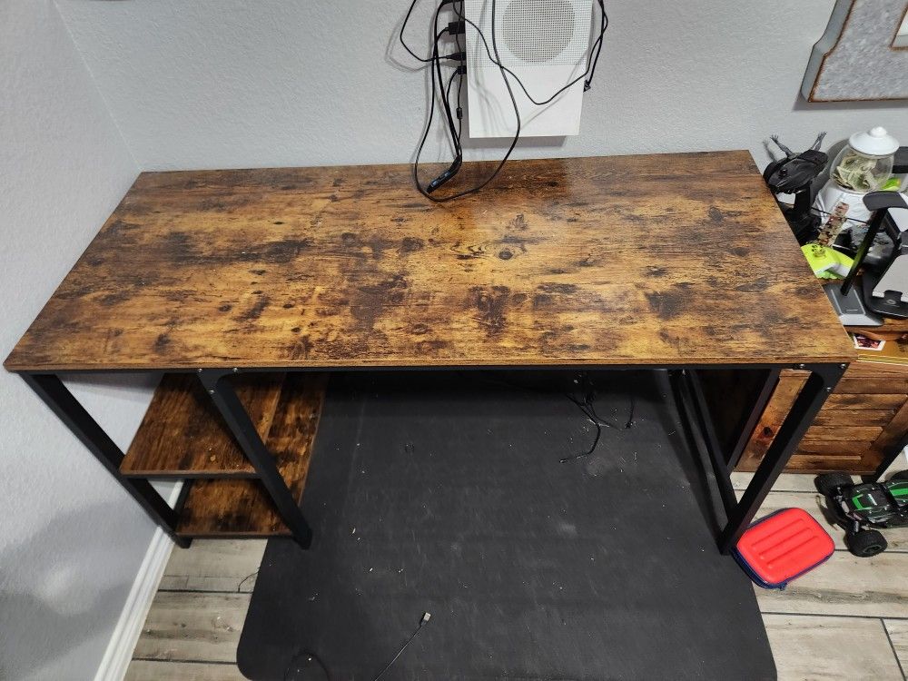 Like New Desk