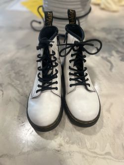 Kids Dr Marten’s Boots