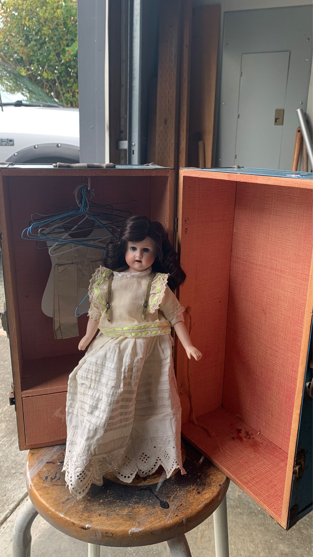 Antique doll and trunk case