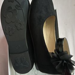 Girls Black Flats Size 1(Eur32)