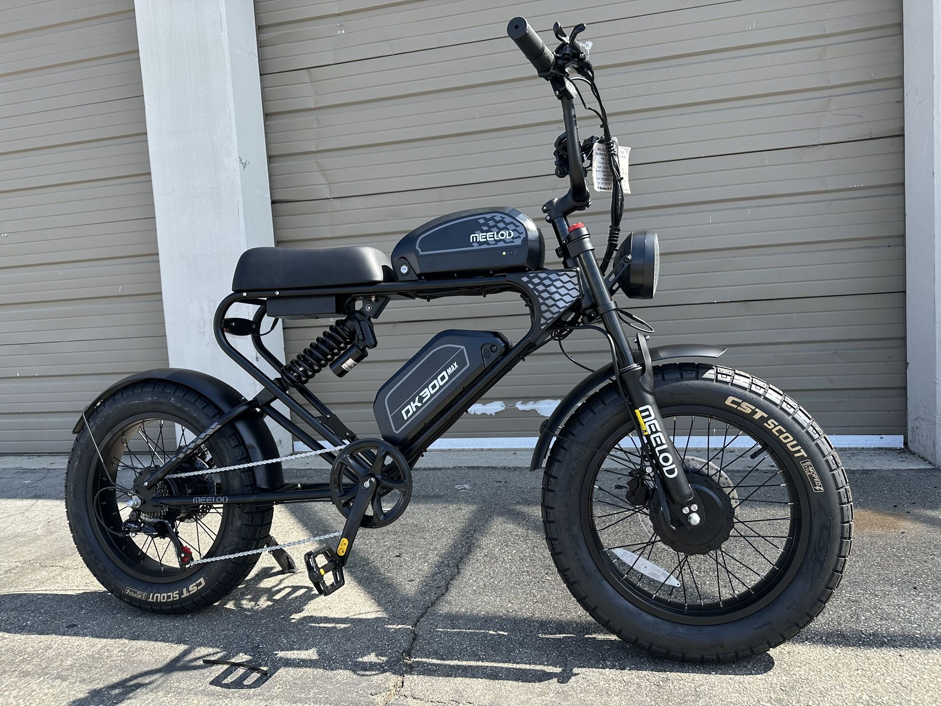 MEELOD DK300 Max GPS Anti-Theft Dual Motor Dual Battery 750 Watt 150 Miles Range Electric Bike
