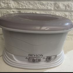 Revlon Moisturestay Luxury Paraffin Bath RVS1212 with wax new in condition