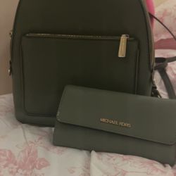 Michael Kors Backpack And Wallet 