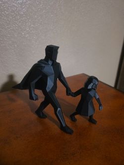 3D Printed Superhero Father and Daughter Statue