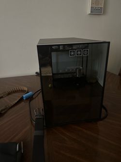 Needone electric cooler humidor 16L