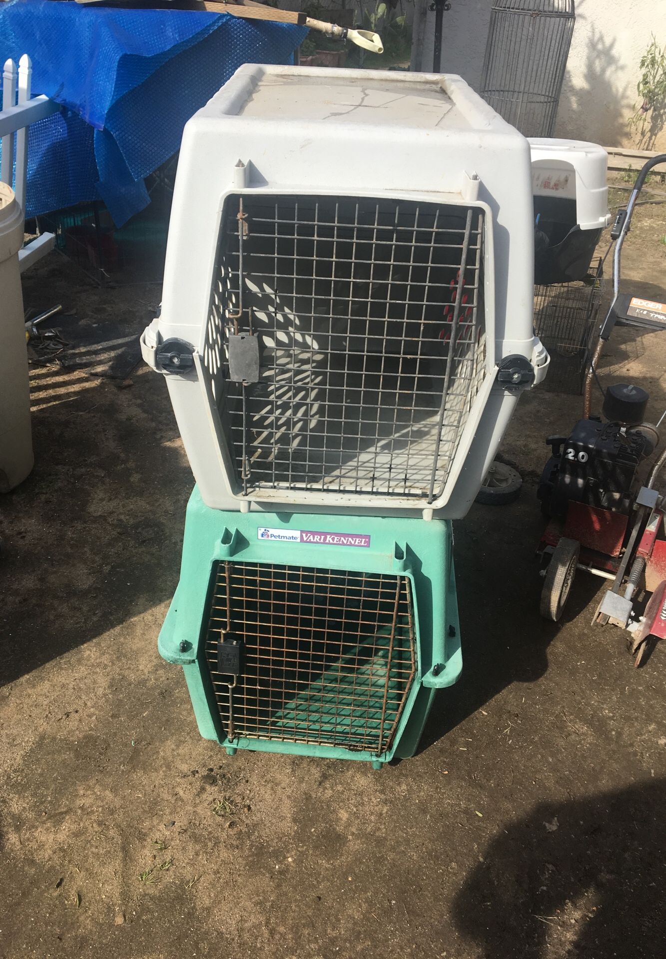 Dog crate