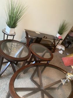 Tabes/ Entertainment Center