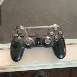 PlayStation 4 Controller 