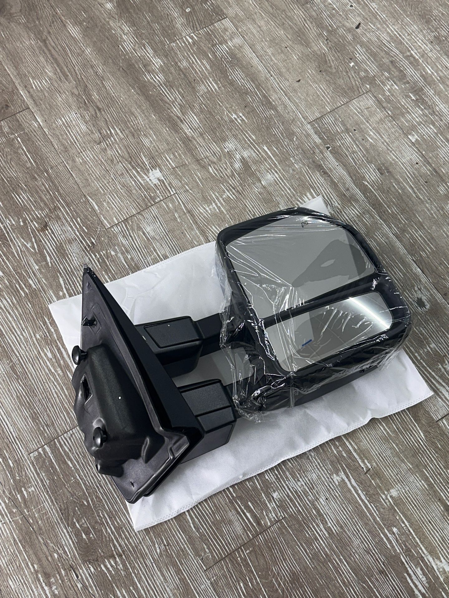 Ford F-250 Mirror (Right Side) For 2017-2020 Models