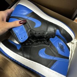 Air Jordan 1 Retro Size 6Y