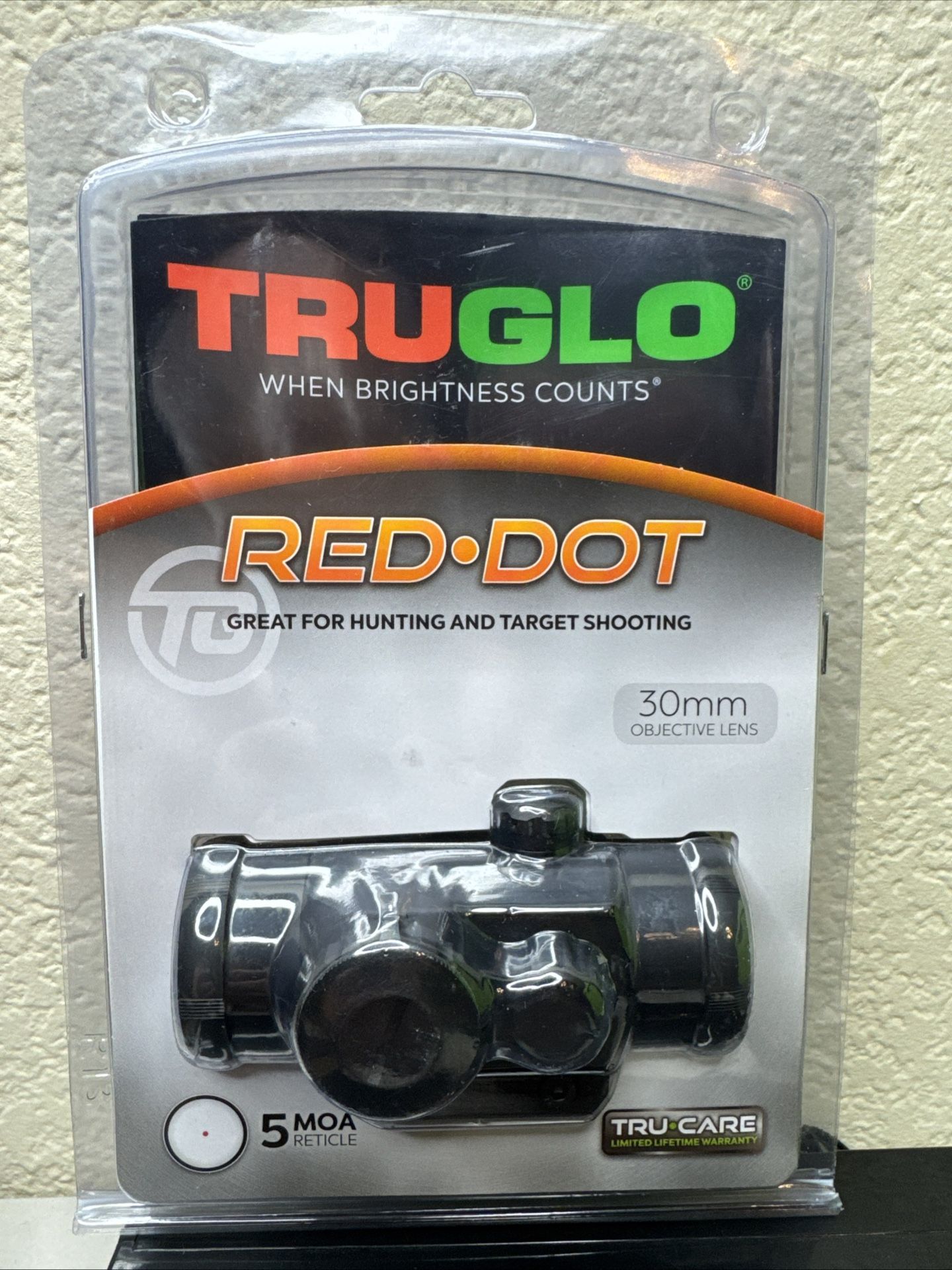 TruGlo RED-DOT 30MM OBJECTIVE LENS 5 MOA RETICLE TG803P Black