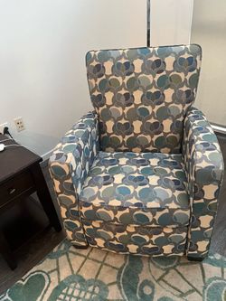La-Z-Boy Recliner Chair – Excellent Condition