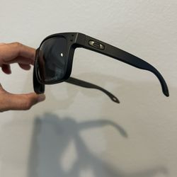 ❤️🎁 NEW OAKLEY HOLBROOK XL POLARIZED SUNGLASSES ❤️🎁