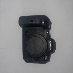 Canon EOS R5 Camera