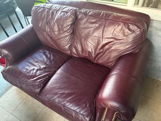 bradington young leather loveseat