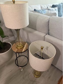 2 Lamps