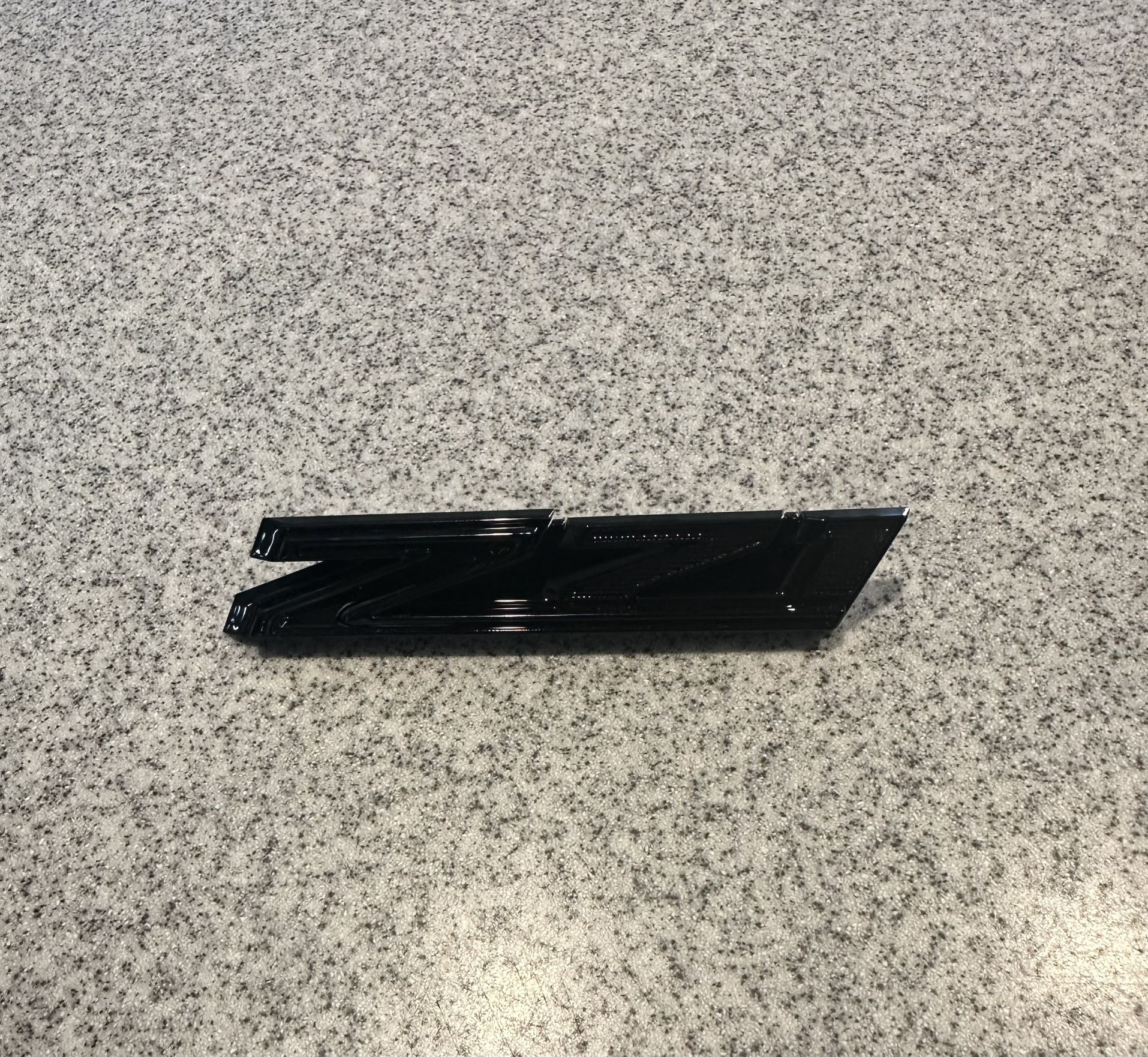 Chevorlet Black Z71 Grill Emblem