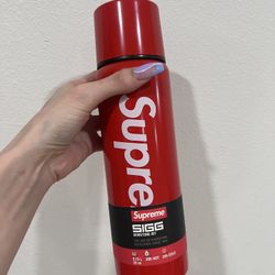 Supreme SIGG thermo Water Bottle