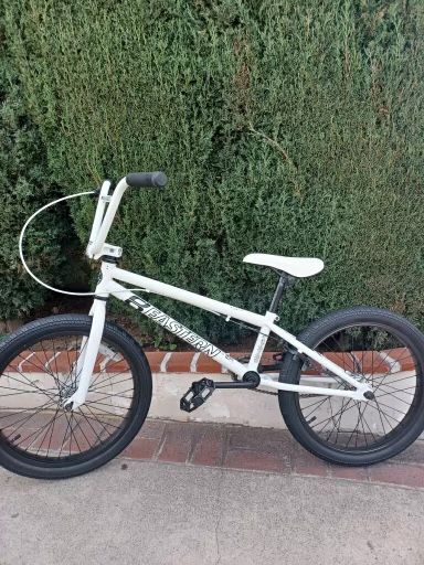 BEASTERN BMX BIKE