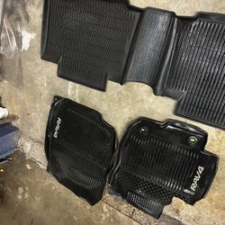 RAV 4 ALL SEASON CAR MATS 