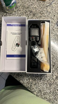 GPS Wireless Dog Fence, Electric Fence Collar for Dogs, Circular Containment System, Radius Range 49-6561 ft, Adjustable Training Measures, Rechargeab