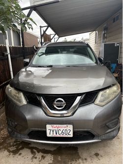 2015 Nissan rogue sv