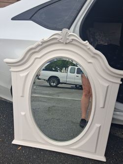 White Ornate Oval Wall Mirror