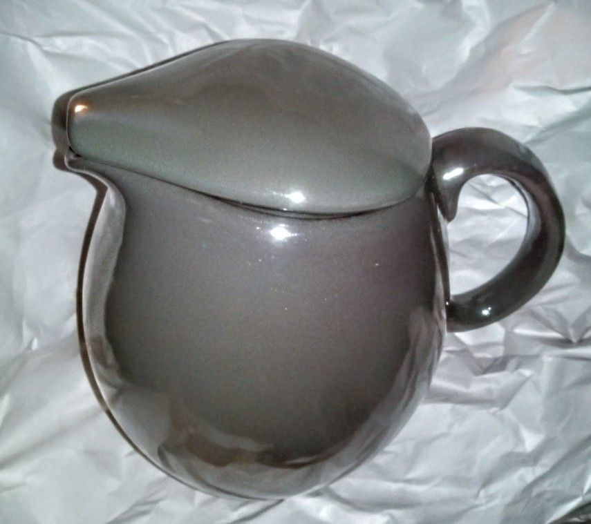 Russel Wright Iroquois Casual Black Charcoal Gray Water Pitcher W Lid
