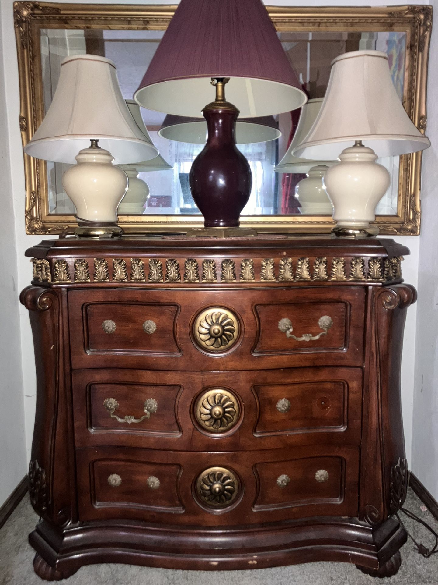 Solid Wood Classic Dresser Brown Woth Gold Trim