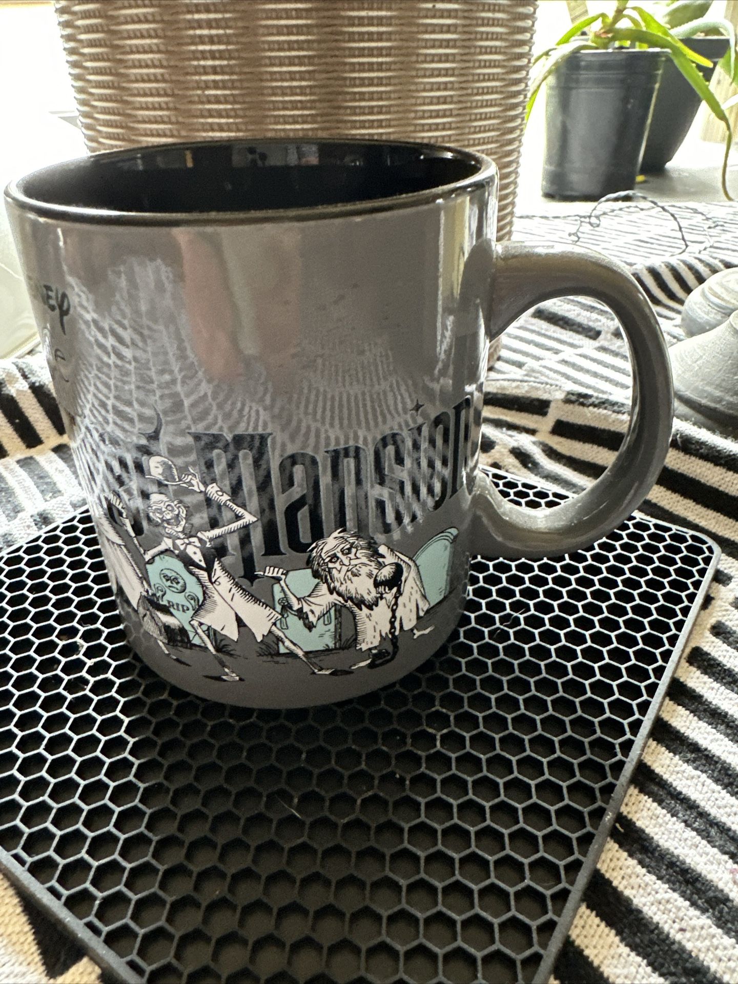 Haunted mansion Mug
