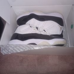 Air Jordan 11 Retro. Size 9.5 And Air Jordan 3retro Size 9