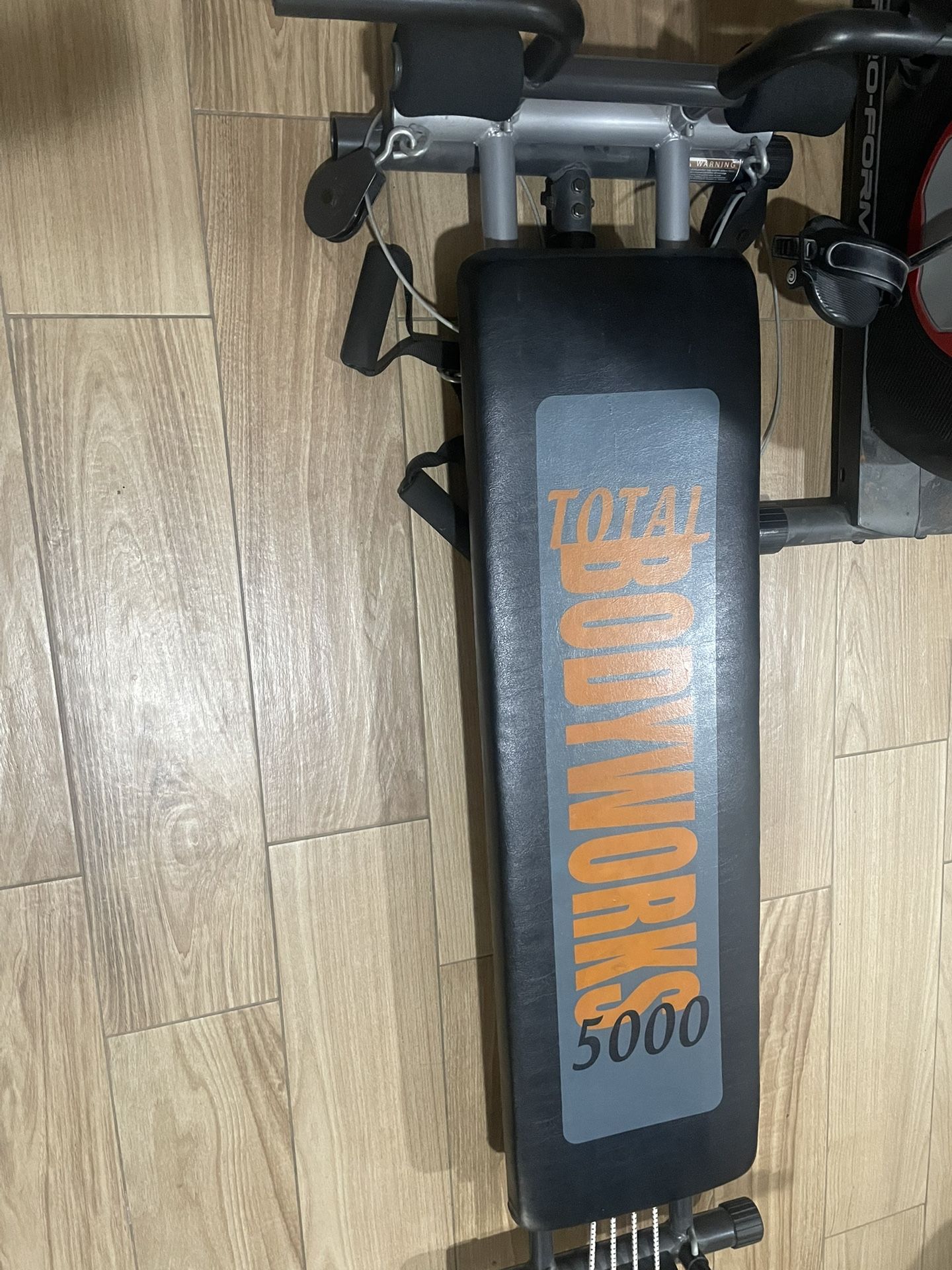Body Works 5000 Exercise Machine 