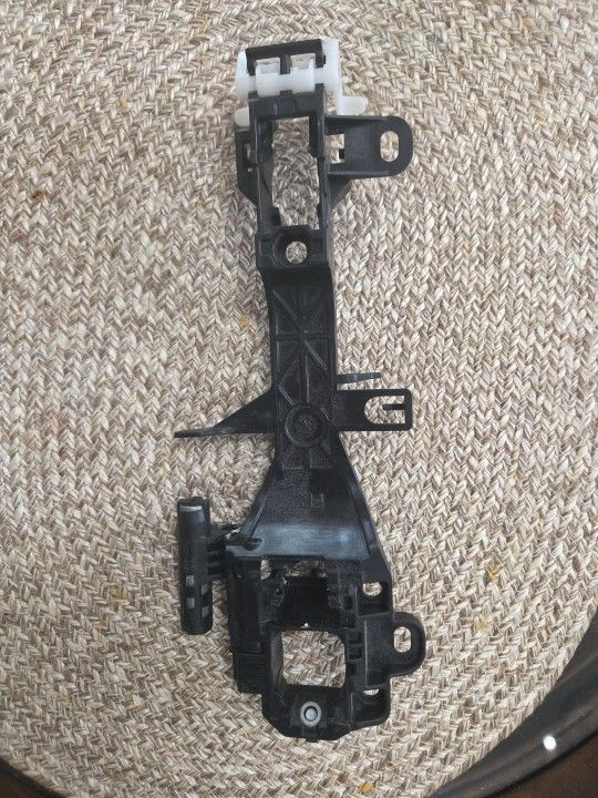 Parts NO# 692010R020 Right Front Door Door Handle Frame sub Assembly 1pack