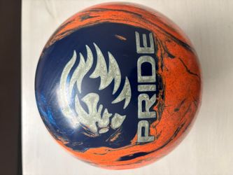 Motiv Pride Bowling Ball