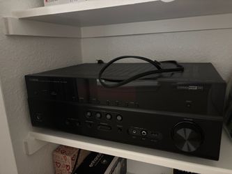 Home Theater Like-New Yamaha RX-V475 Receiver + Harman Kardon HKTS 16 5.1 Surround Speakers – Complete Home Theater