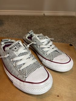 Women’s low top Ankle Converse Size 7