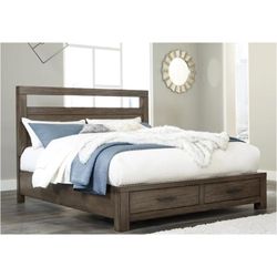 King Bed With Drawers 