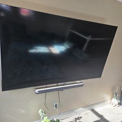 SAMSUNG     85 Inch.   Television34