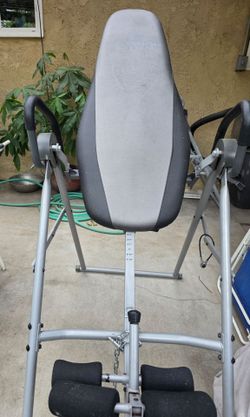 Inversion table