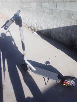 Electric scooter