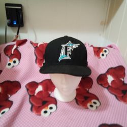 New Era Fitted Cap Size 7 1/8