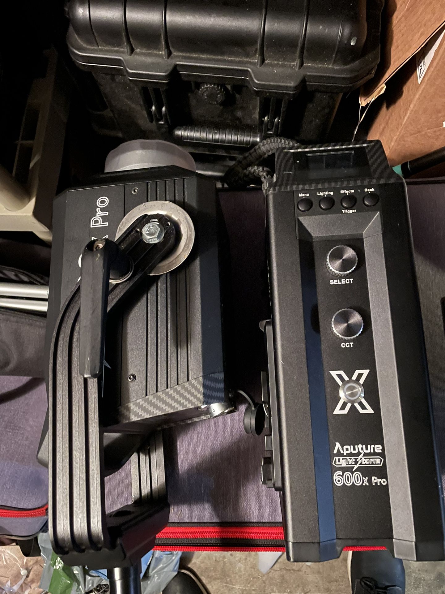 aputure 600x pro